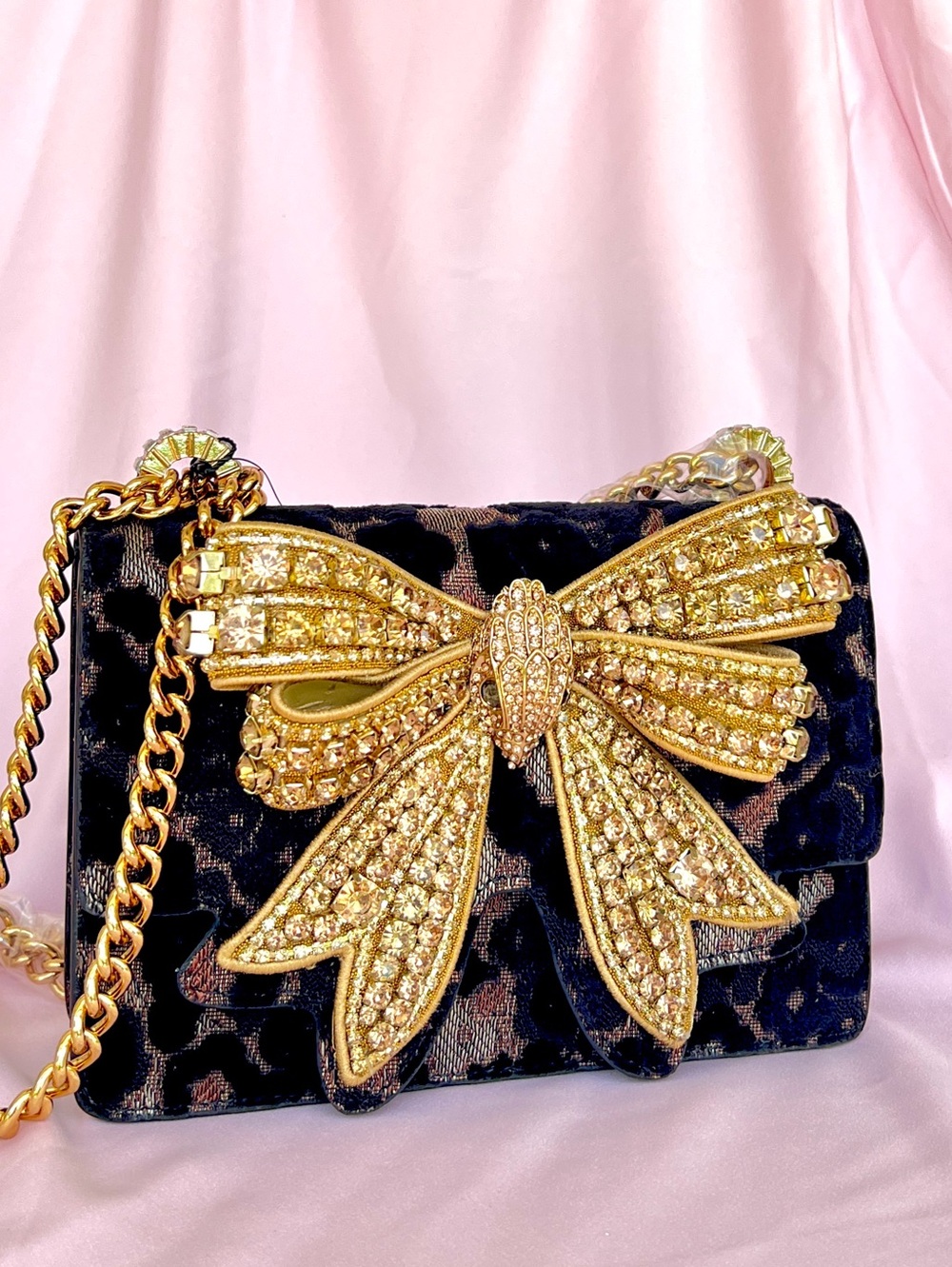 Kurt Geiger Shoreditch Crystal Bow Evening shoulder crossbody chain black gold
